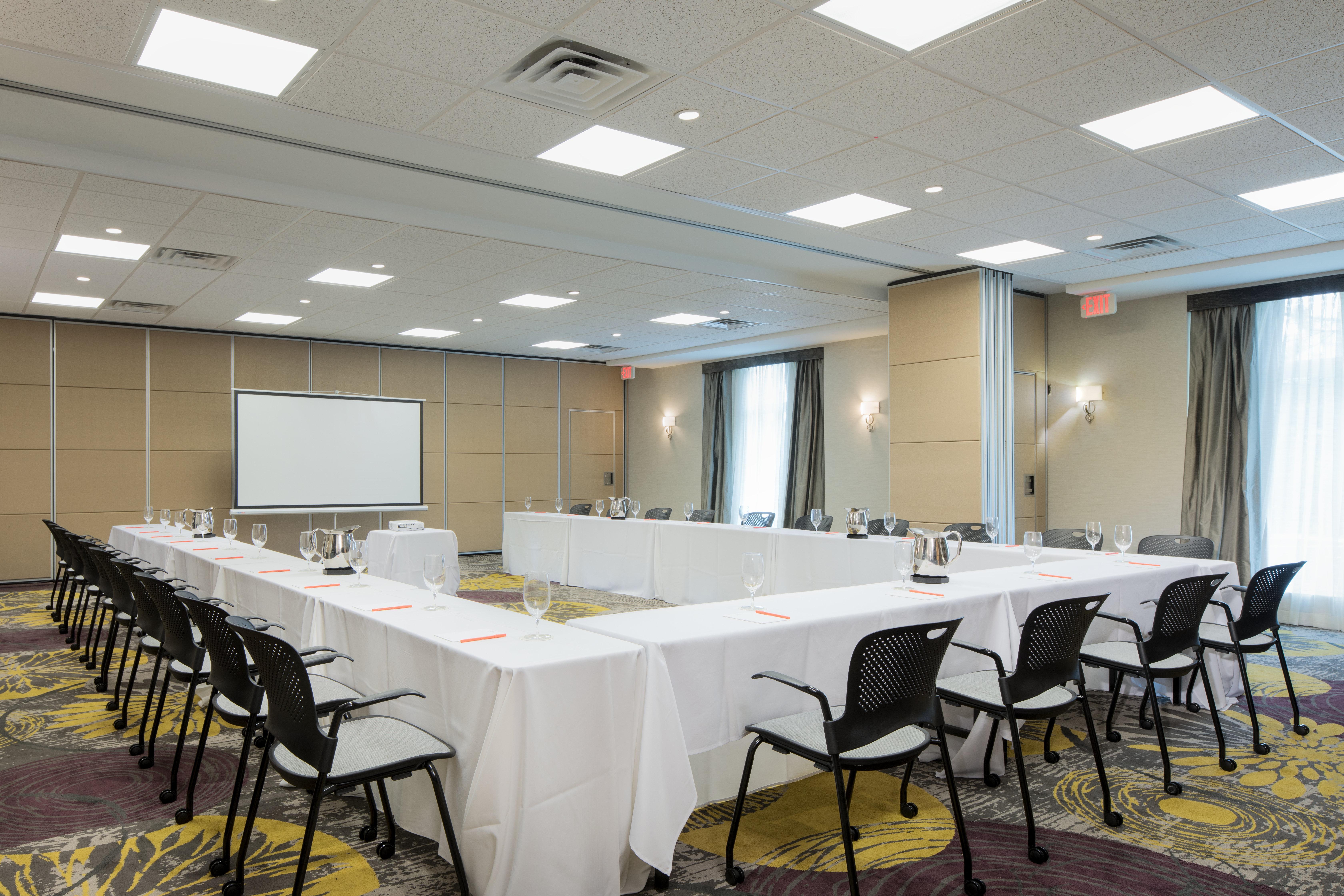 Hotel Crowne Plaza Chicago Sw - Burr Ridge By Ihg Esterno foto